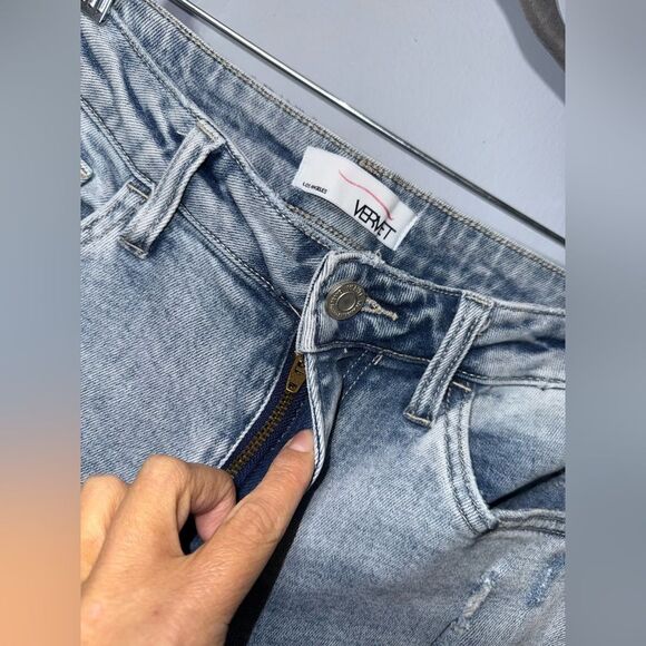 Vervet Millman Erika Mom Destressed Jeans In Medium Blue Wash Size 28 EUC - Picture 6 of 12